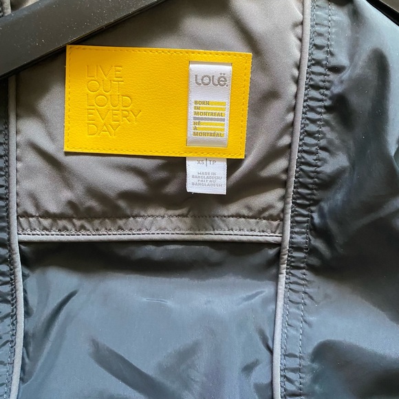 Woman’s grey xs lole winter jacket - Picture 5 of 6